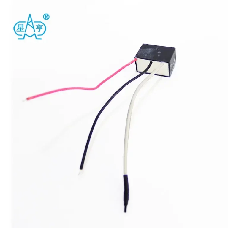 3KV车载负离子发生器，产品实物图2